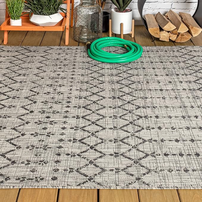 JONATHAN Y Moroccan Geometric Indoor Outdoor Area Rug 3X5 Light Gray/Black - Image 10