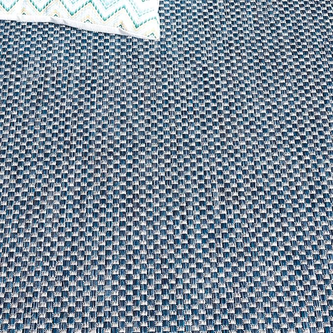 SAFAVIEH Washable Rug Outdoor Courtyard Collection - Image 5