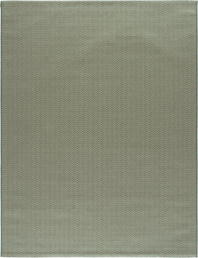 SAFAVIEH Outdoor Area Rug 9x12 - Image 2