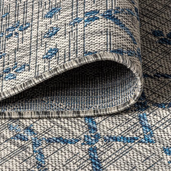 JONATHAN Y Moroccan Geometric Indoor Outdoor Area Rug 3X5 Light Gray/Navy - Image 6