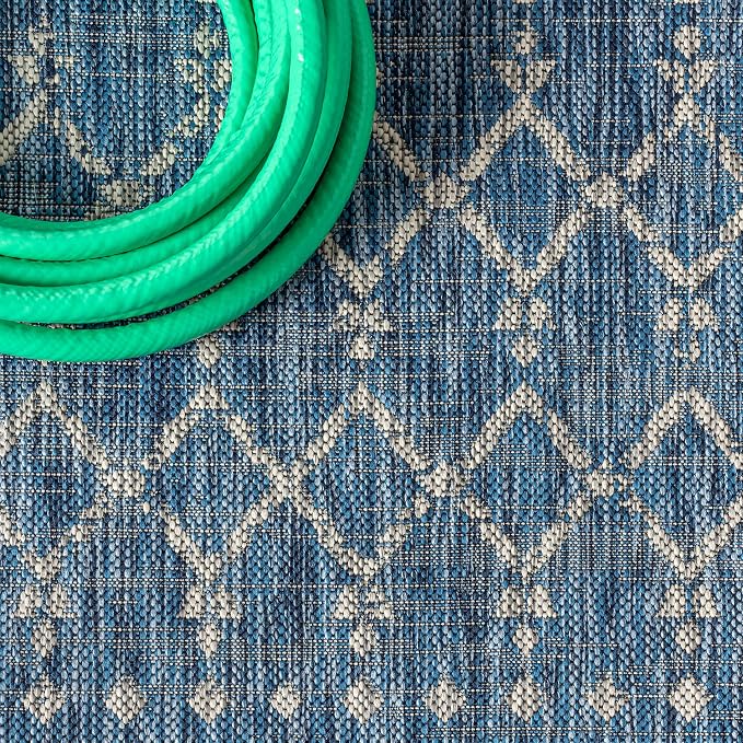 JONATHAN Y Moroccan Geometric Indoor Outdoor Round Area Rug 3 Ft Navy/Light Gray - Image 3