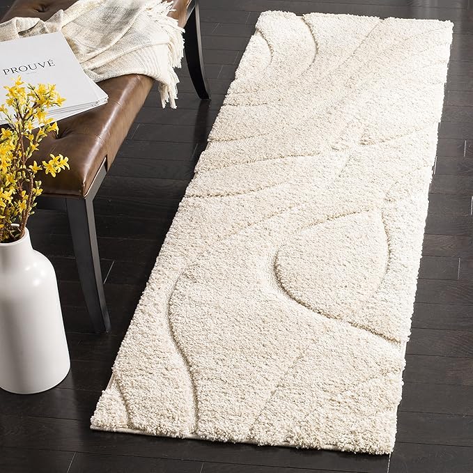 SAFAVIEH Florida Shag Collection Runner Rug by Unknown
