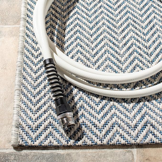 SAFAVIEH Outdoor Runner Rug 2'3"x14' - Image 3