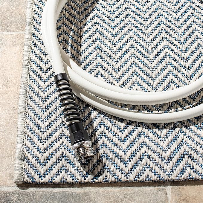 SAFAVIEH Outdoor Area Rug 8x10 - Image 5