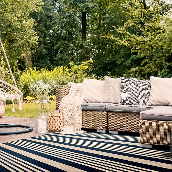 SAFAVIEH Washable Rug Outdoor Courtyard Collection - Image 8