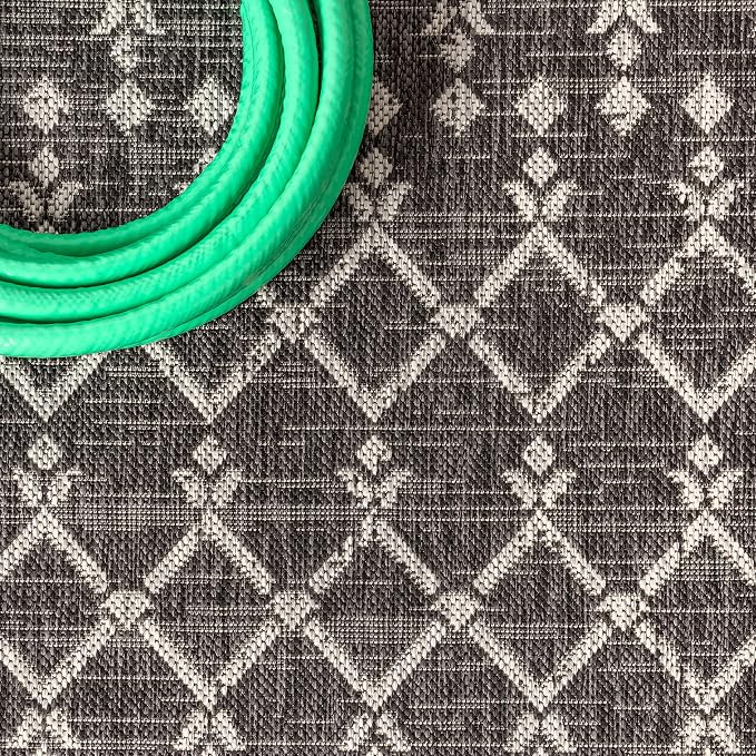 JONATHAN Y Moroccan Geometric Indoor Outdoor Square Area Rug 5X5 Black/Gray - Image 4