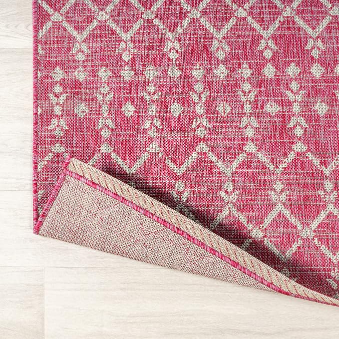 JONATHAN Y Moroccan Geometric Indoor Outdoor Round Area Rug 5 Ft Fuchsia/Light - Image 3