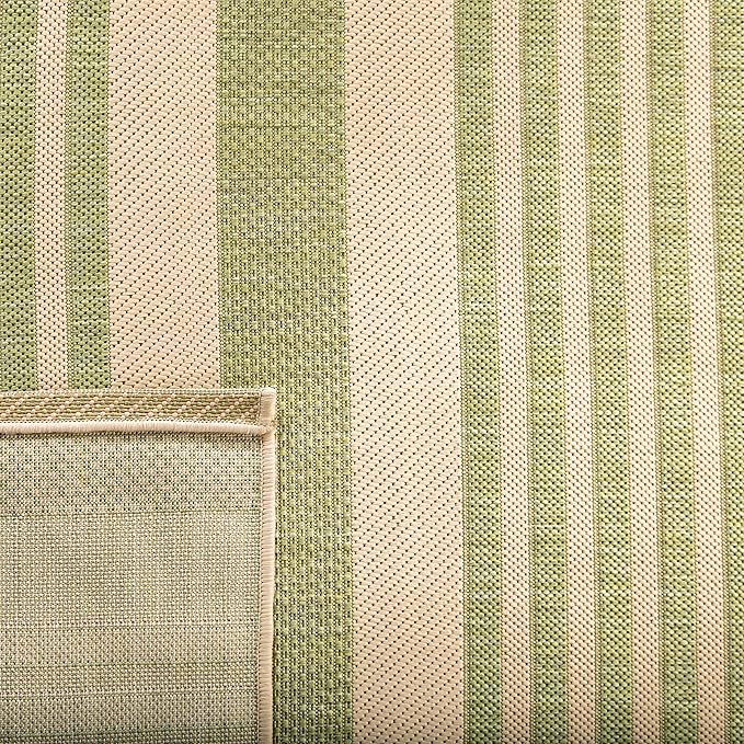 SAFAVIEH Washable Rug Outdoor Courtyard Collection - Image 4