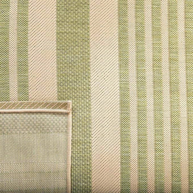 SAFAVIEH Washable Rug Outdoor Courtyard Collection - Image 7