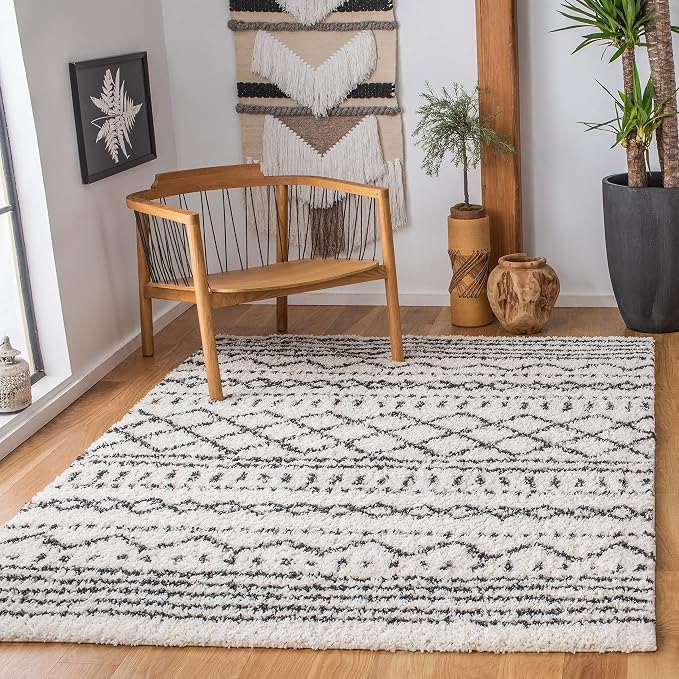 SAFAVIEH Arizona Shag Collection Area Rug by Unknown
