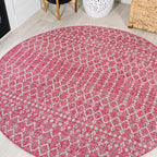 JONATHAN Y Moroccan Geometric Indoor Outdoor Round Area Rug 5 Ft Fuchsia/Light by JONATHANY