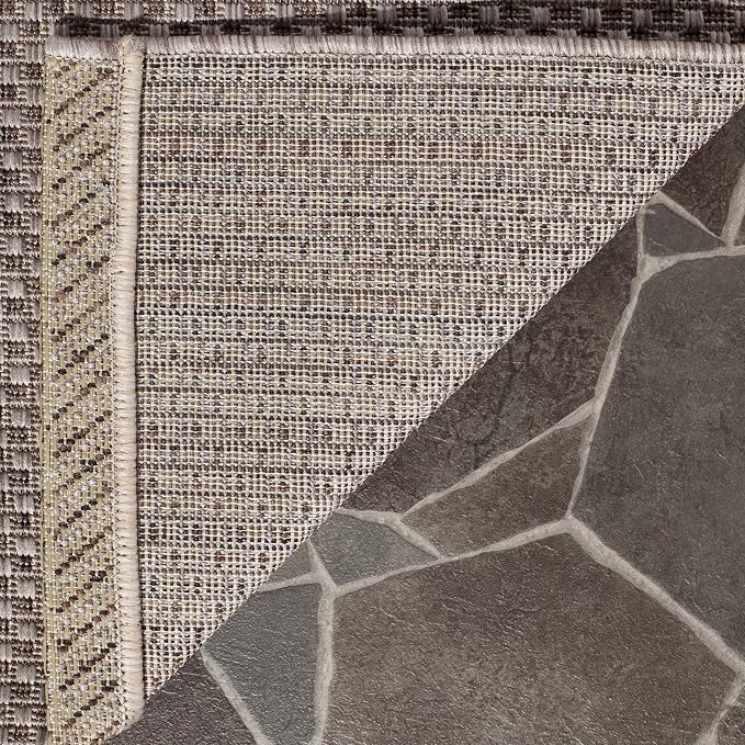 SAFAVIEH Washable Rug Outdoor Courtyard Collection - Image 7