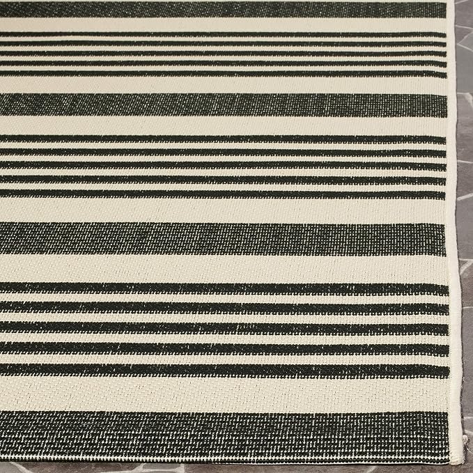 SAFAVIEH Washable Rug Outdoor Courtyard Collection - Image 3