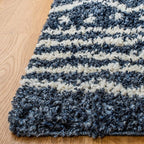 SAFAVIEH Area Rug 4x6 - Image 4