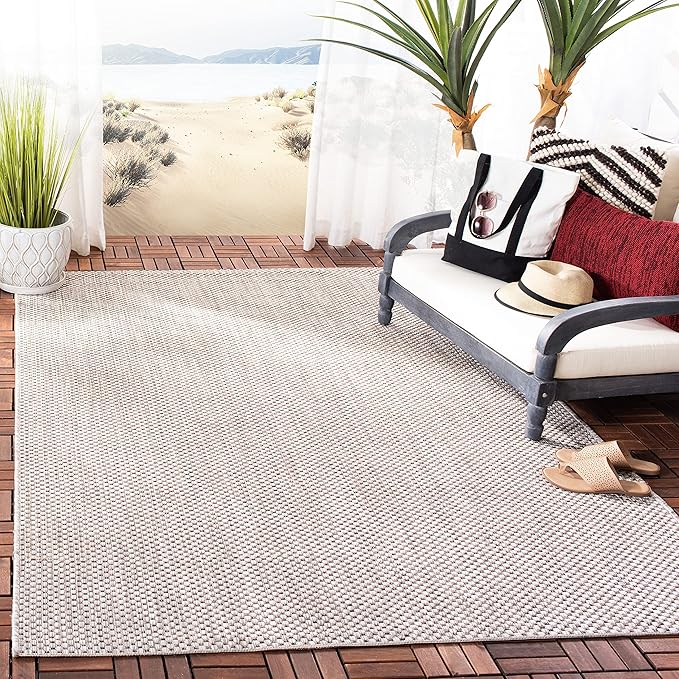 SAFAVIEH Washable Rug Outdoor Courtyard Collection by Unknown