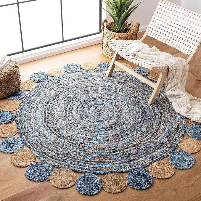 SAFAVIEH Cape Cod Collection 5' Round Blue/Beige CAP201C Handmade Boho Braided by Unknown