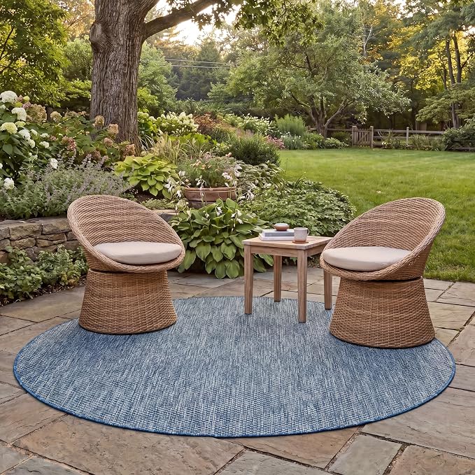 SAFAVIEH Courtyard Collection Area Rug by Unknown