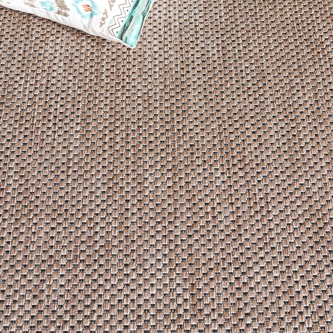 SAFAVIEH Washable Rug Outdoor Courtyard Collection - Image 6