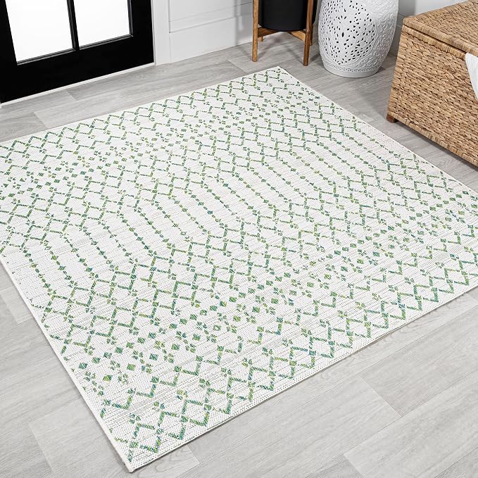 JONATHAN Y Moroccan Geometric Indoor Outdoor Square Area Rug 5X5 Green/Ivory by JONATHANY
