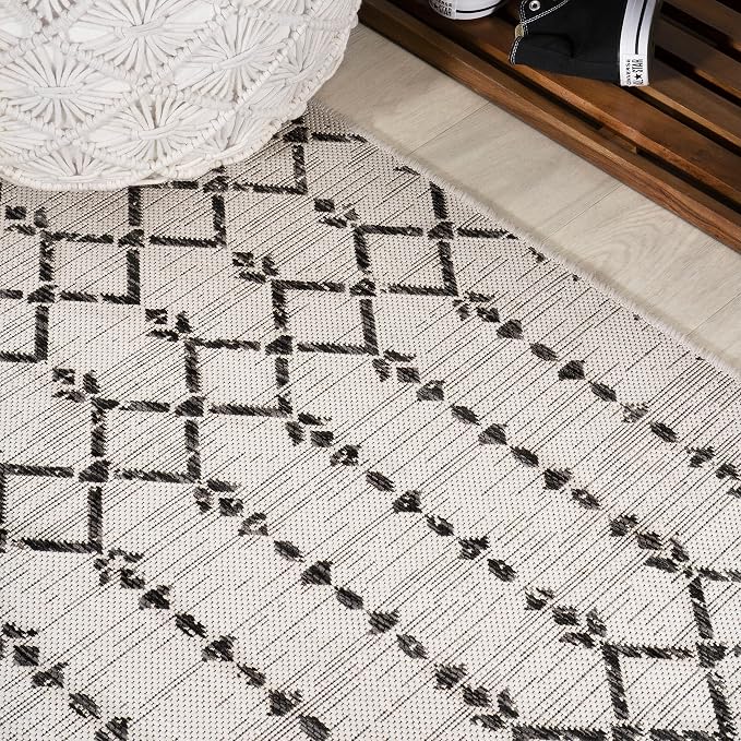 JONATHAN Y Moroccan Geometric Indoor Outdoor Round Area Rug 9 Ft Cream/Black - Image 7