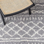 SAFAVIEH Arizona Shag Collection Runner Rug - Image 7