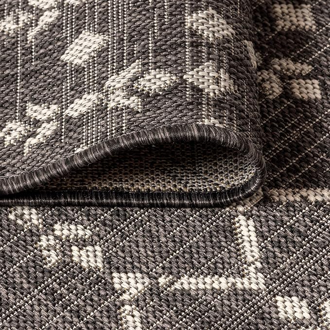 JONATHAN Y Moroccan Geometric Indoor Outdoor Square Area Rug 5X5 Black/Gray - Image 5