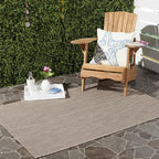 SAFAVIEH Washable Rug Outdoor Courtyard Collection by Unknown