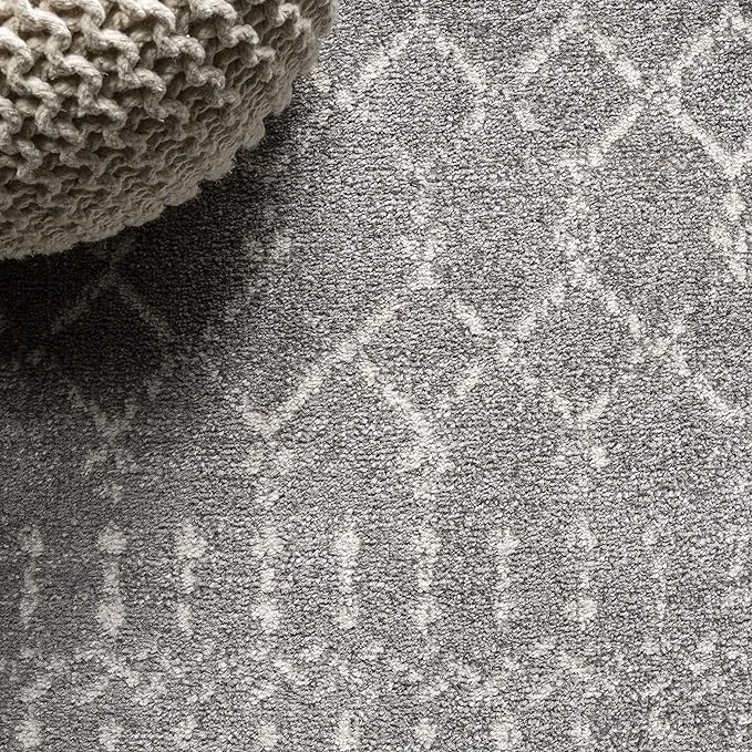 JONATHAN Y Boho Vintage Diamond Gray/Ivory Round Area Rug 5 ft, Moroccan Hype - Image 3